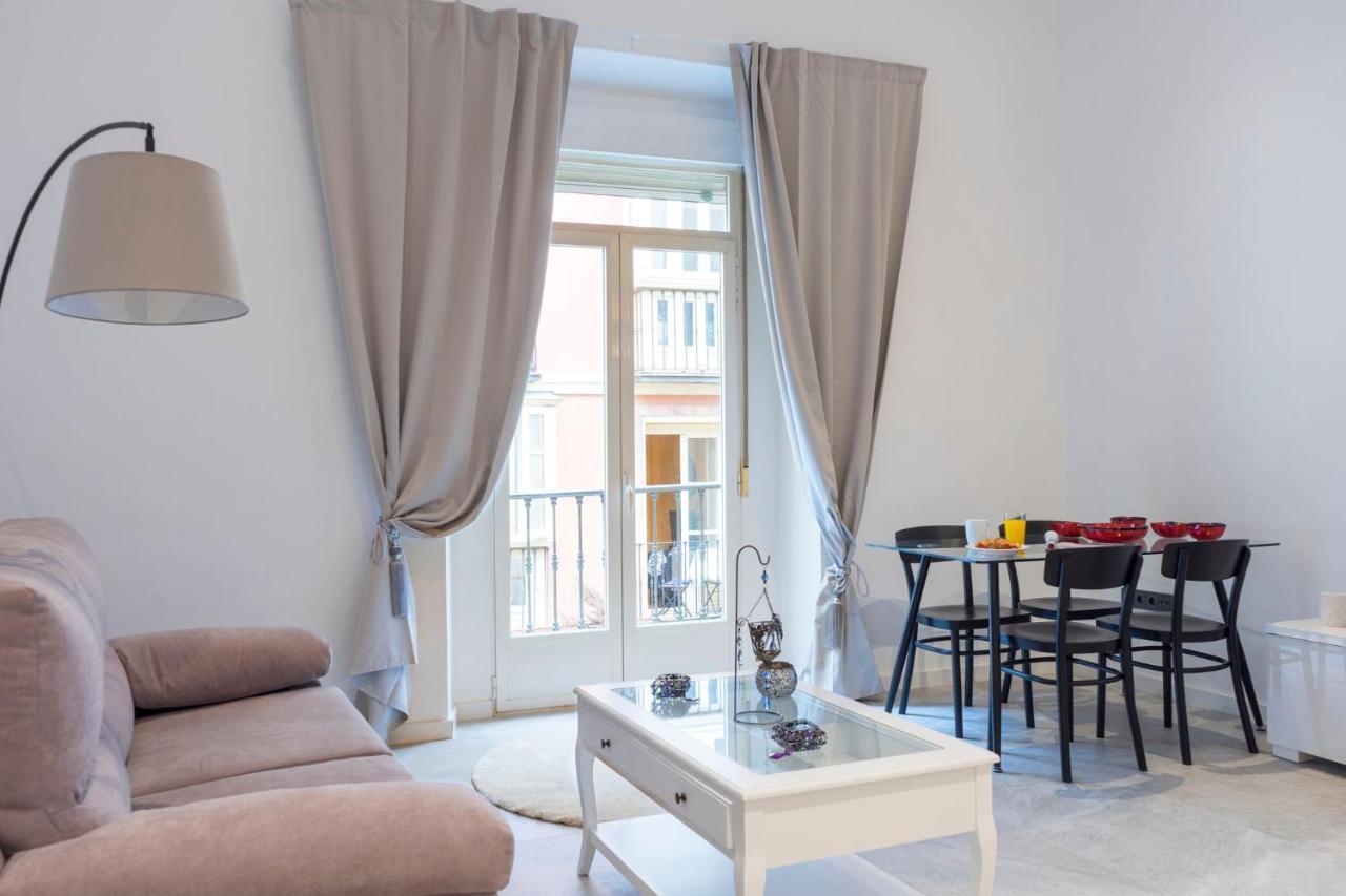 Apartmán Acogedor Apartamento En Pleno Centro De Malaga By Sharingco Exteriér fotografie